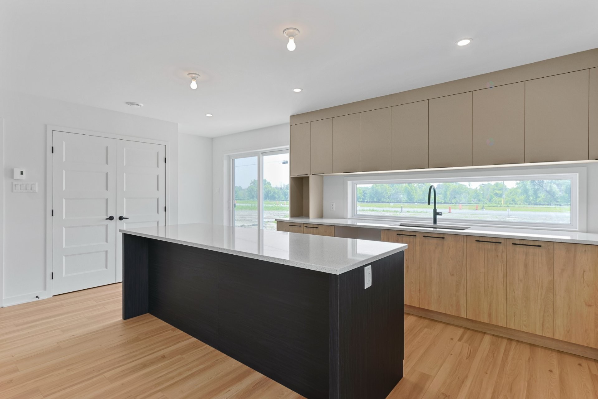 









81


Rue des Pêcheurs

,
Saint-Louis-de-Gonzague,




QC
J0S1T0

