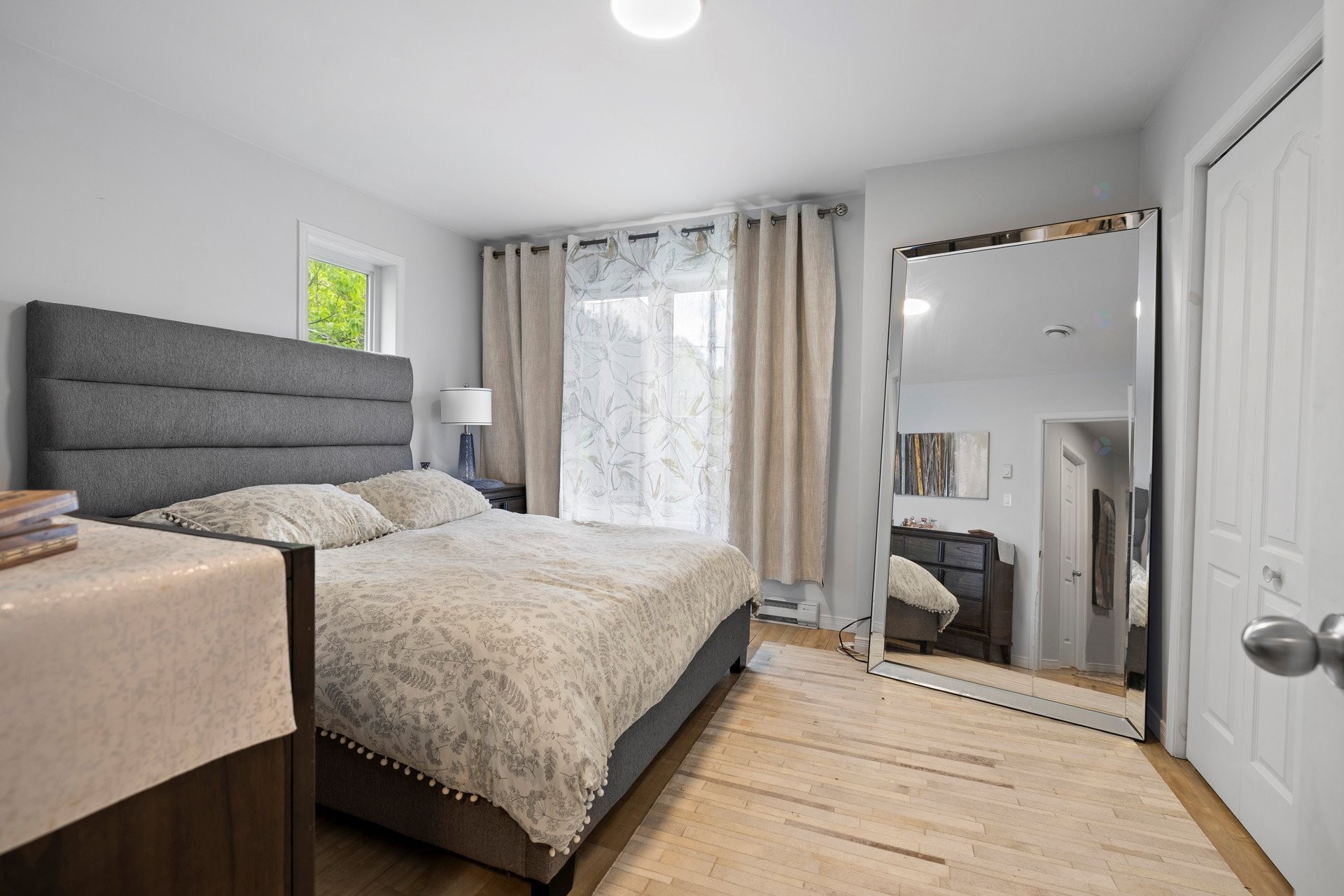 









357BZ


Ch. du Fleuve

,
Coteau-du-Lac,




QC
J0P1B0

