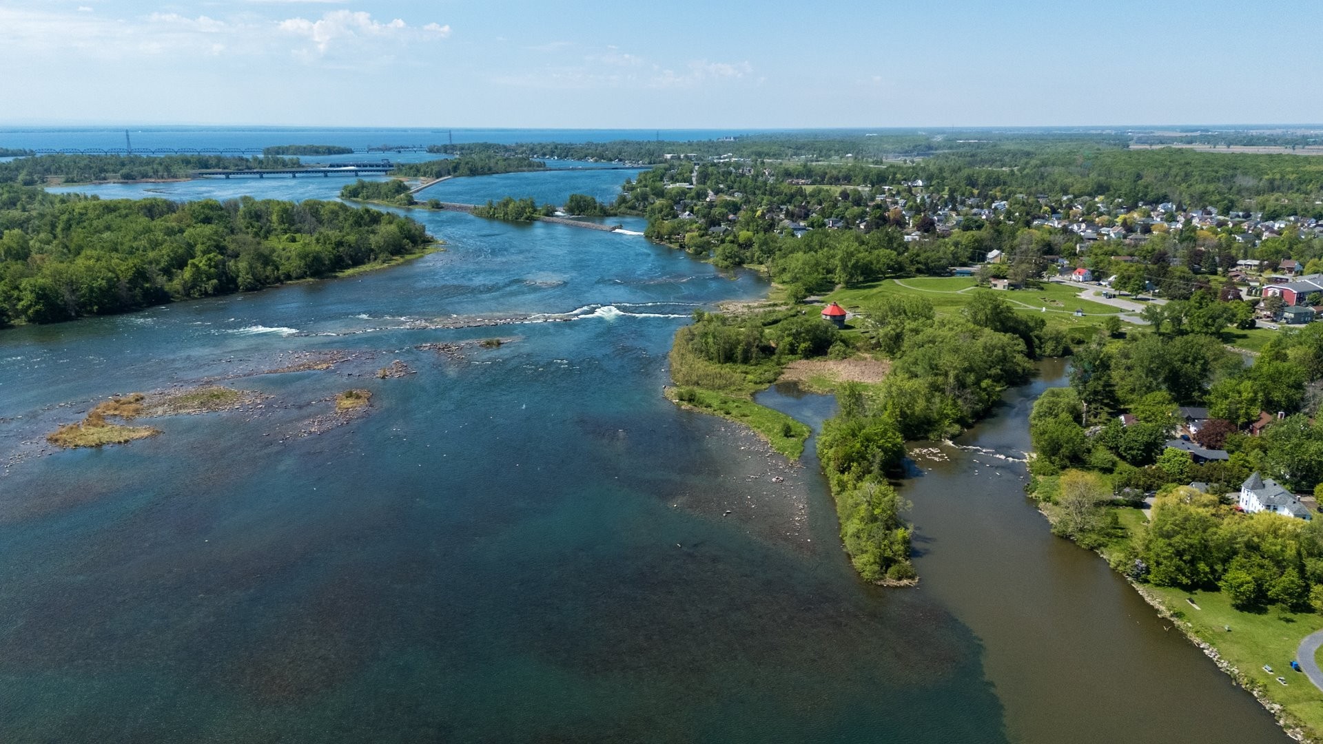









357BZ


Ch. du Fleuve

,
Coteau-du-Lac,




QC
J0P1B0

