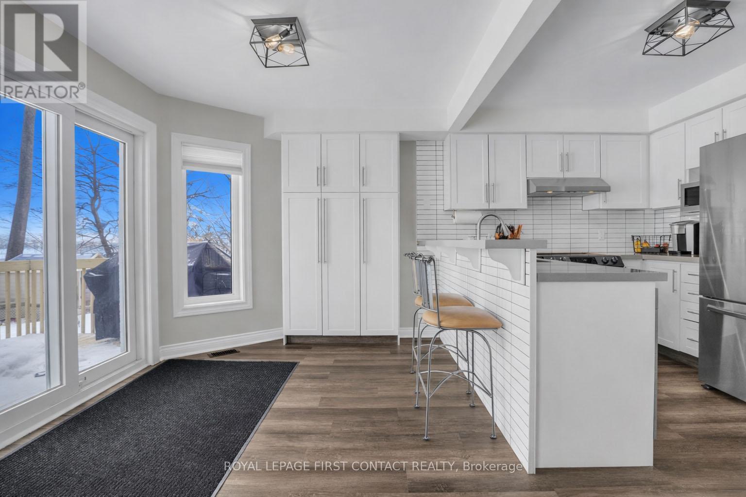 












340 LIVINGSTONE STREET W

,
Barrie,




Ontario
L4N7C5

