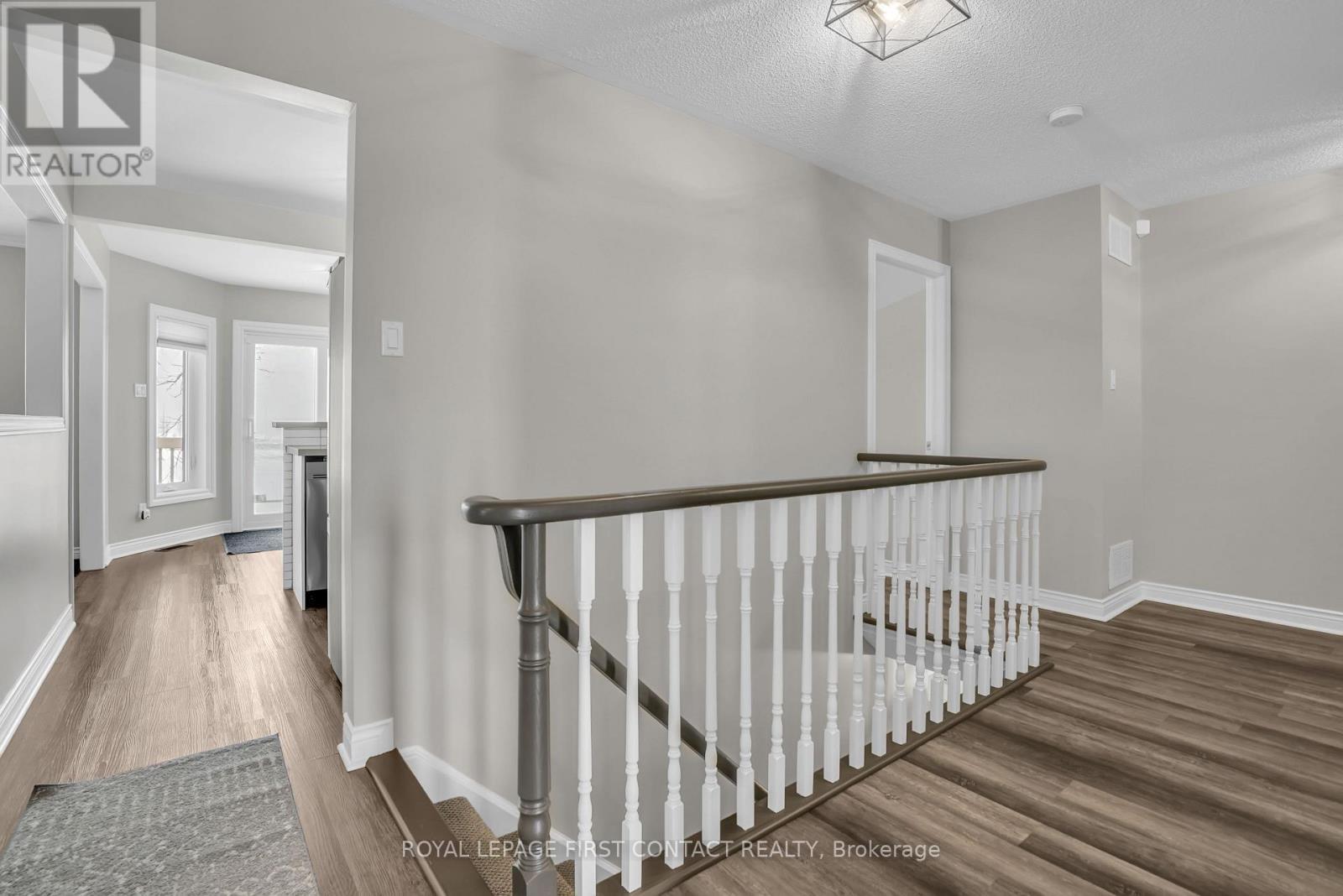 












340 LIVINGSTONE STREET W

,
Barrie,




Ontario
L4N7C5

