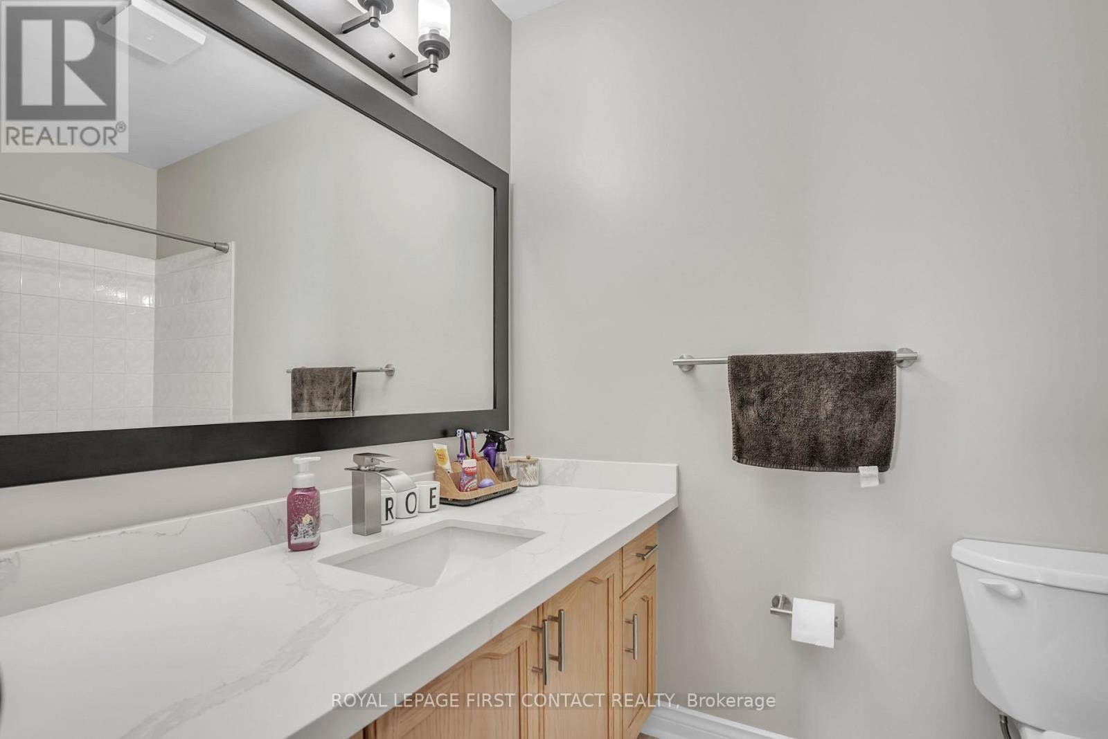 












340 LIVINGSTONE STREET W

,
Barrie,




Ontario
L4N7C5

