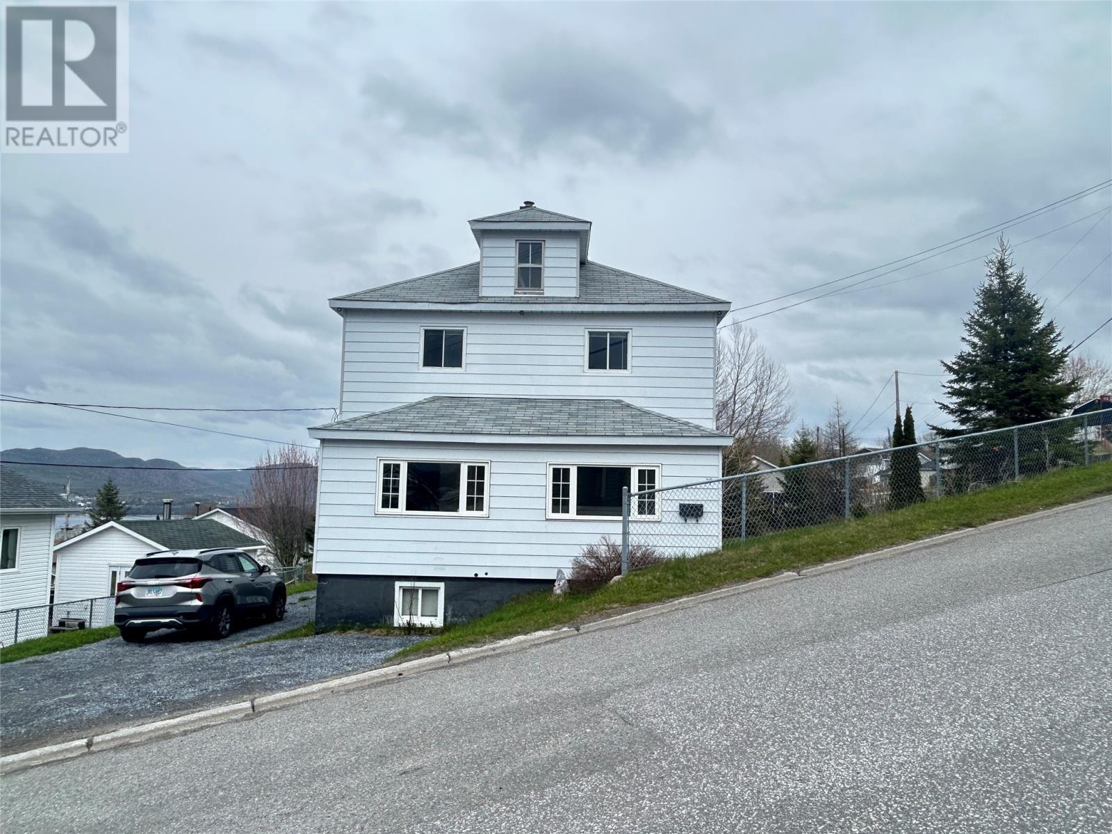 












27 Fudges Road

,
Corner Brook,




Newfoundland & Labrador
A2H2B7

