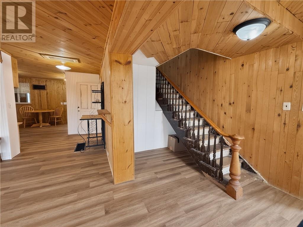 












1 Phipps Street

,
Gore Bay, Manitoulin Island,




Ontario
P0P1H0

