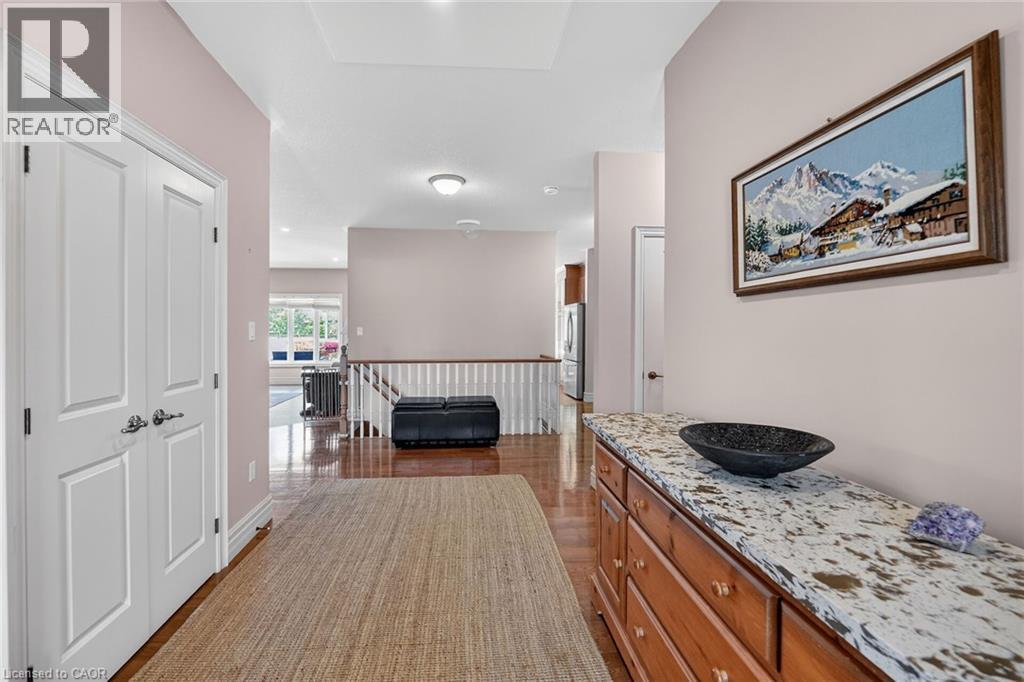 












353 STATION Street

,
Smithville,




Ontario
L0R2A0


