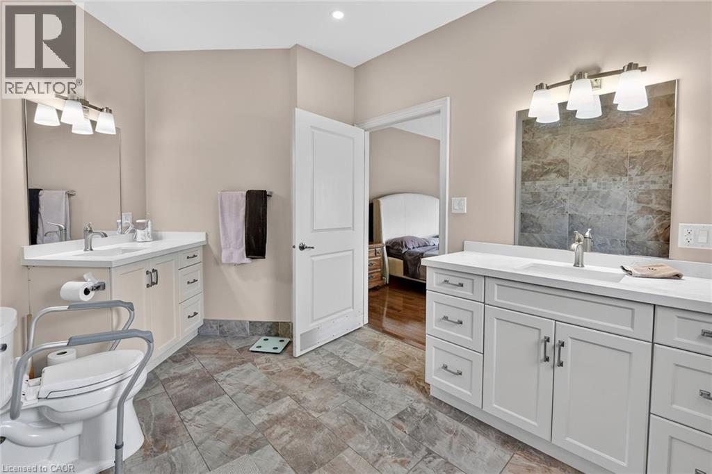 












353 STATION Street

,
Smithville,




Ontario
L0R2A0

