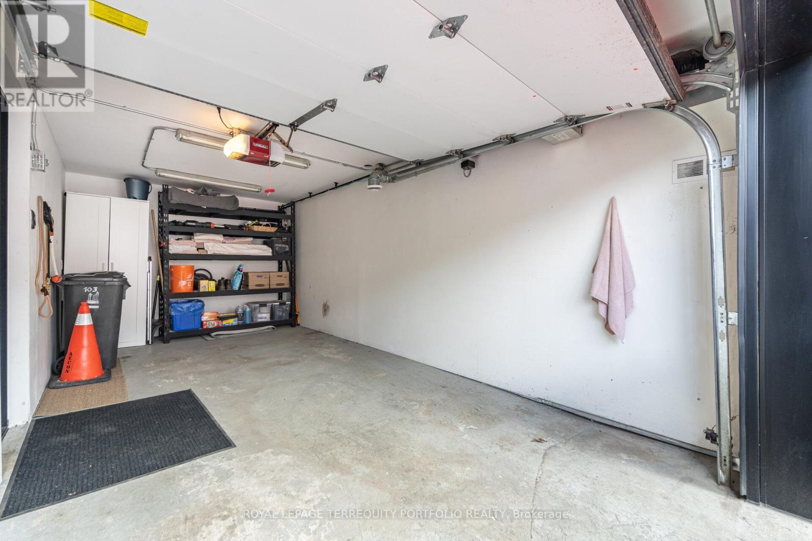 












99 CLAREMONT STREET

,
Toronto,




Ontario
M6J2M7

