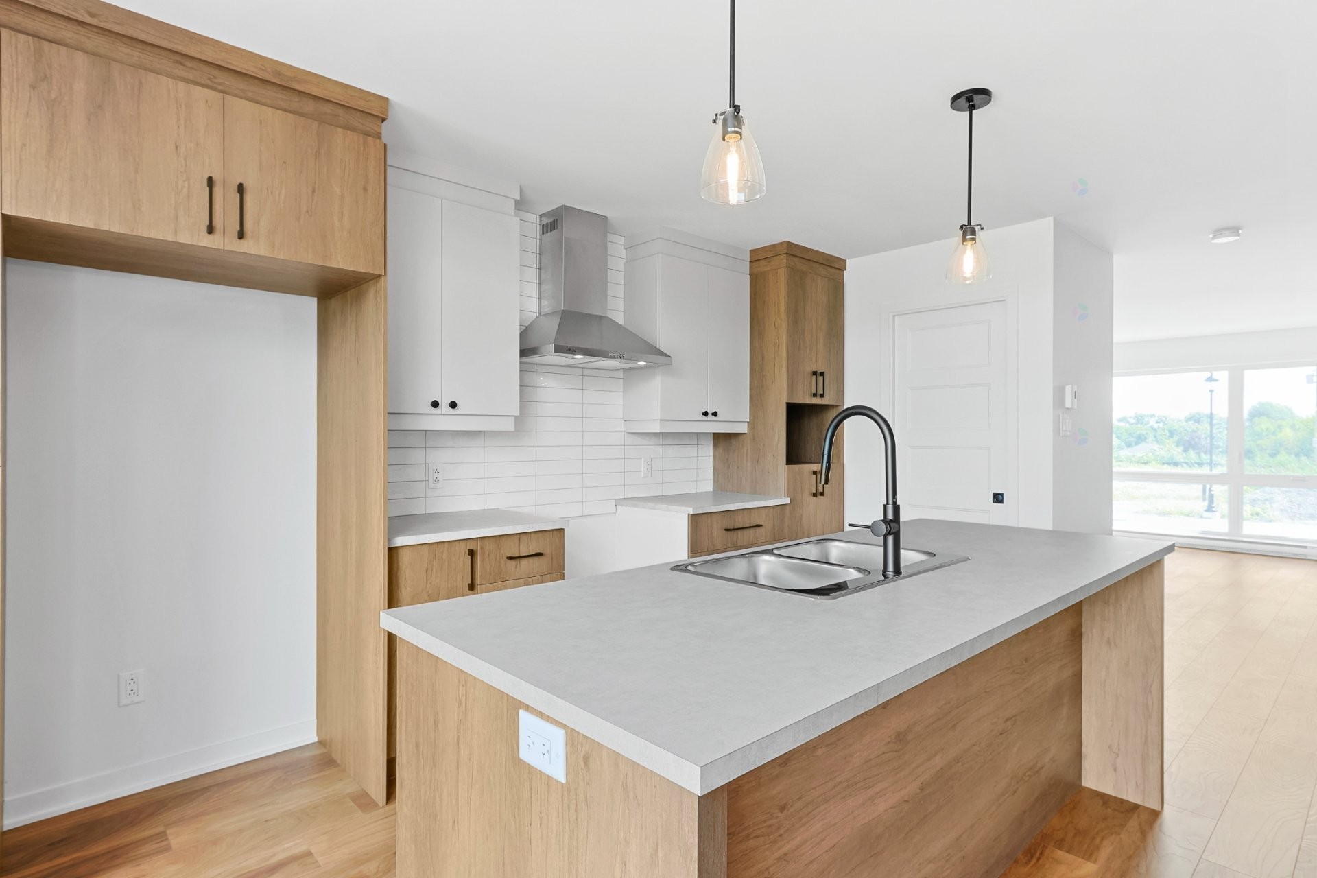 









67Z


Rue des Pêcheurs

,
Saint-Louis-de-Gonzague,




QC
J0S1T0

