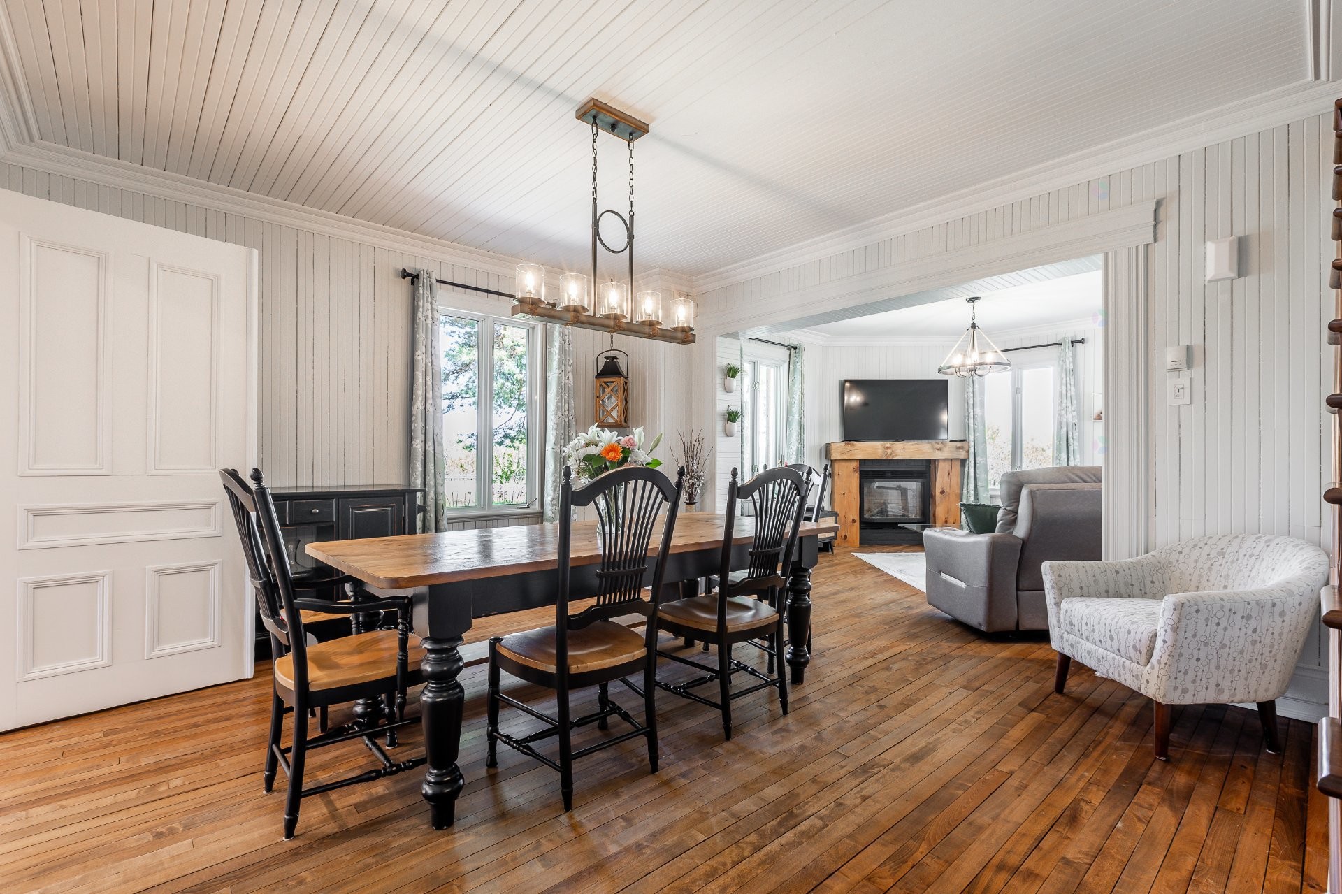 









1092


Grande-Côte

,
Sainte-Geneviève-de-Berthier,




QC
J0K1A0

