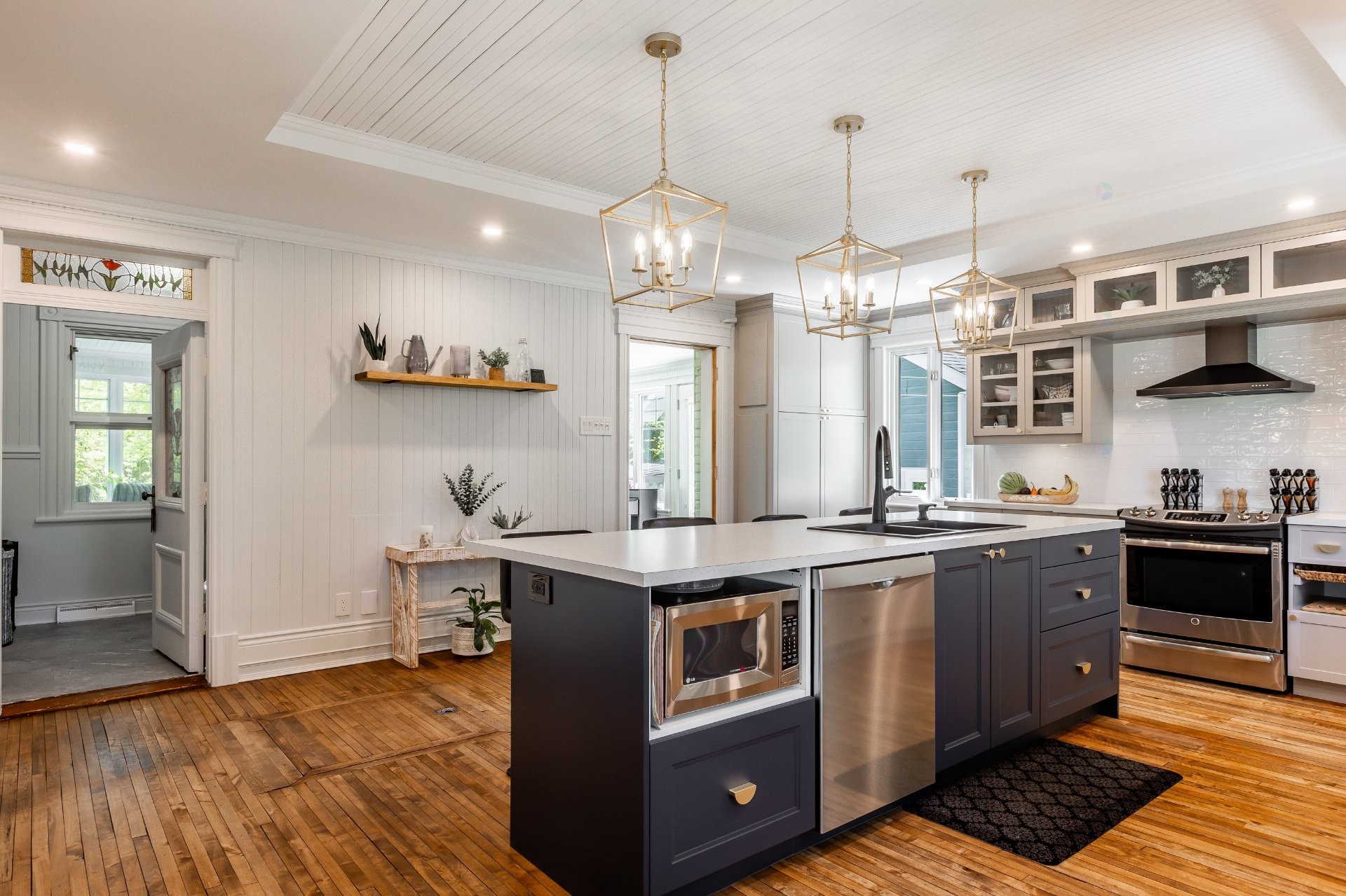 









1092


Grande-Côte

,
Sainte-Geneviève-de-Berthier,




QC
J0K1A0


