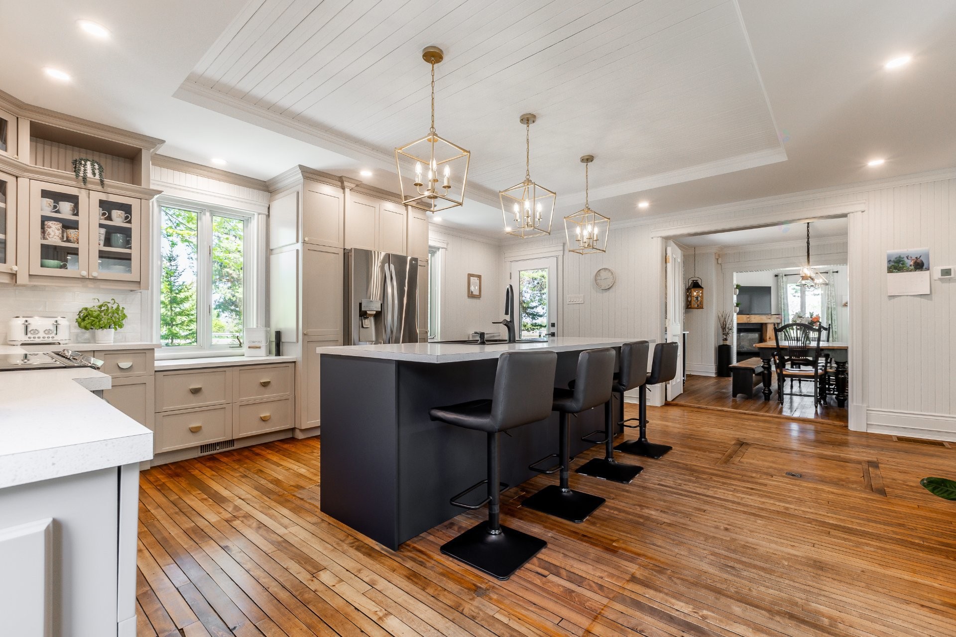 









1092


Grande-Côte

,
Sainte-Geneviève-de-Berthier,




QC
J0K1A0

