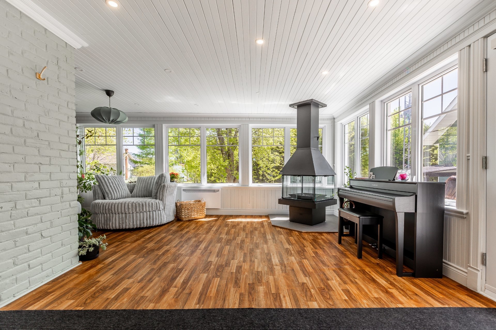 









1092


Grande-Côte

,
Sainte-Geneviève-de-Berthier,




QC
J0K1A0

