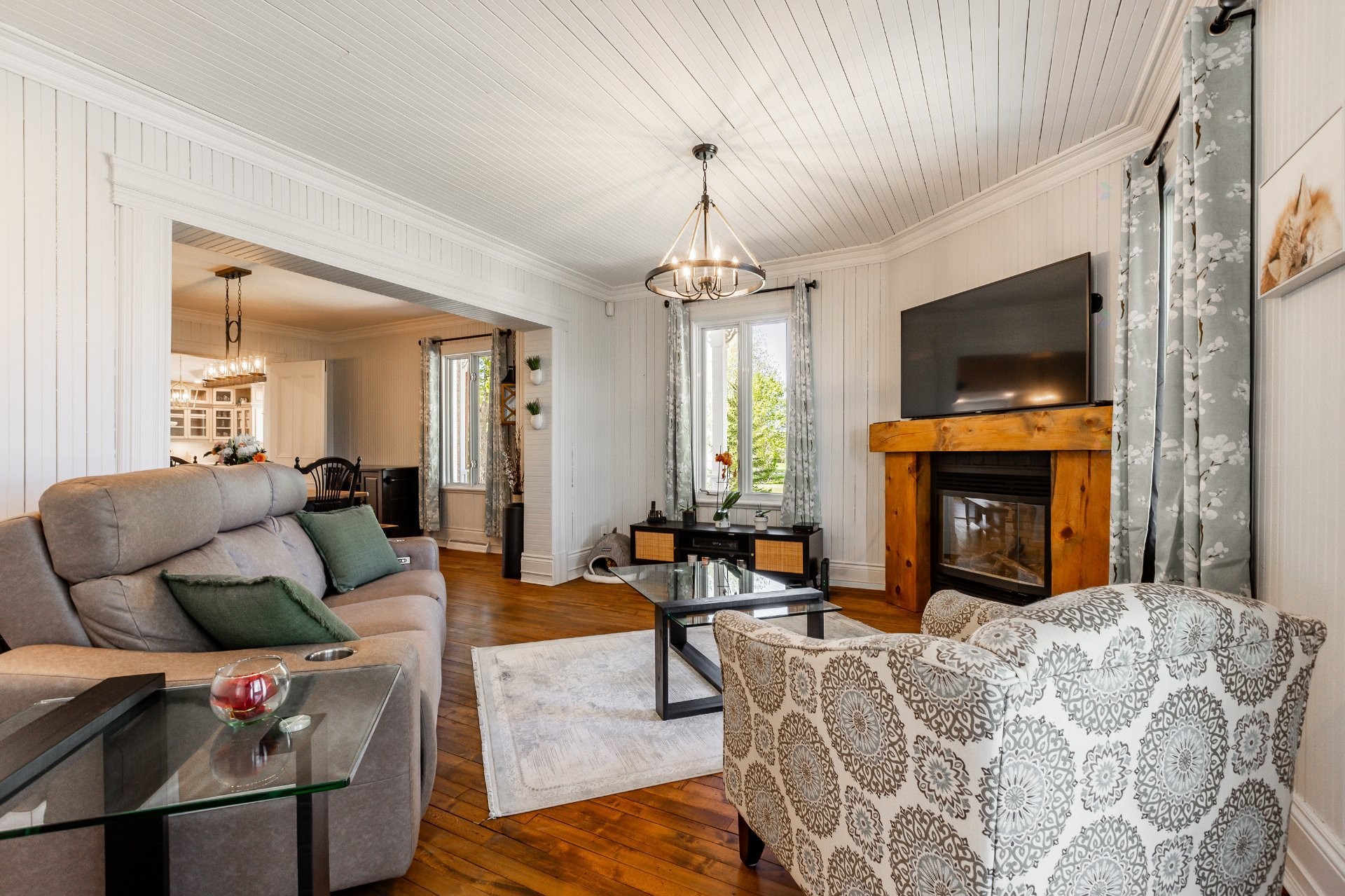 









1092


Grande-Côte

,
Sainte-Geneviève-de-Berthier,




QC
J0K1A0

