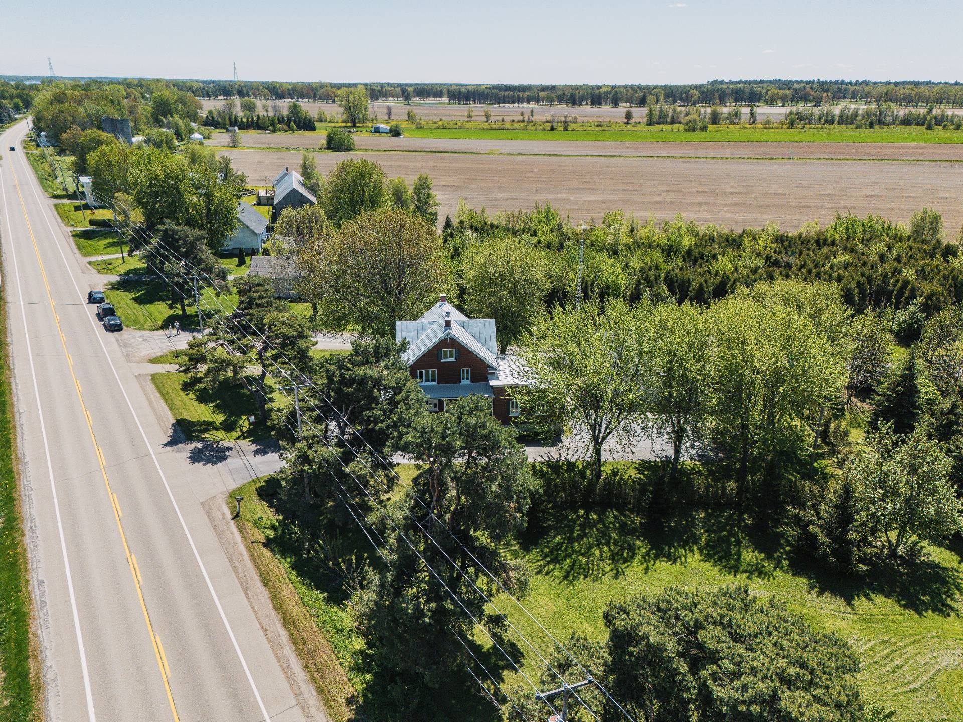 









1092


Grande-Côte

,
Sainte-Geneviève-de-Berthier,




QC
J0K1A0

