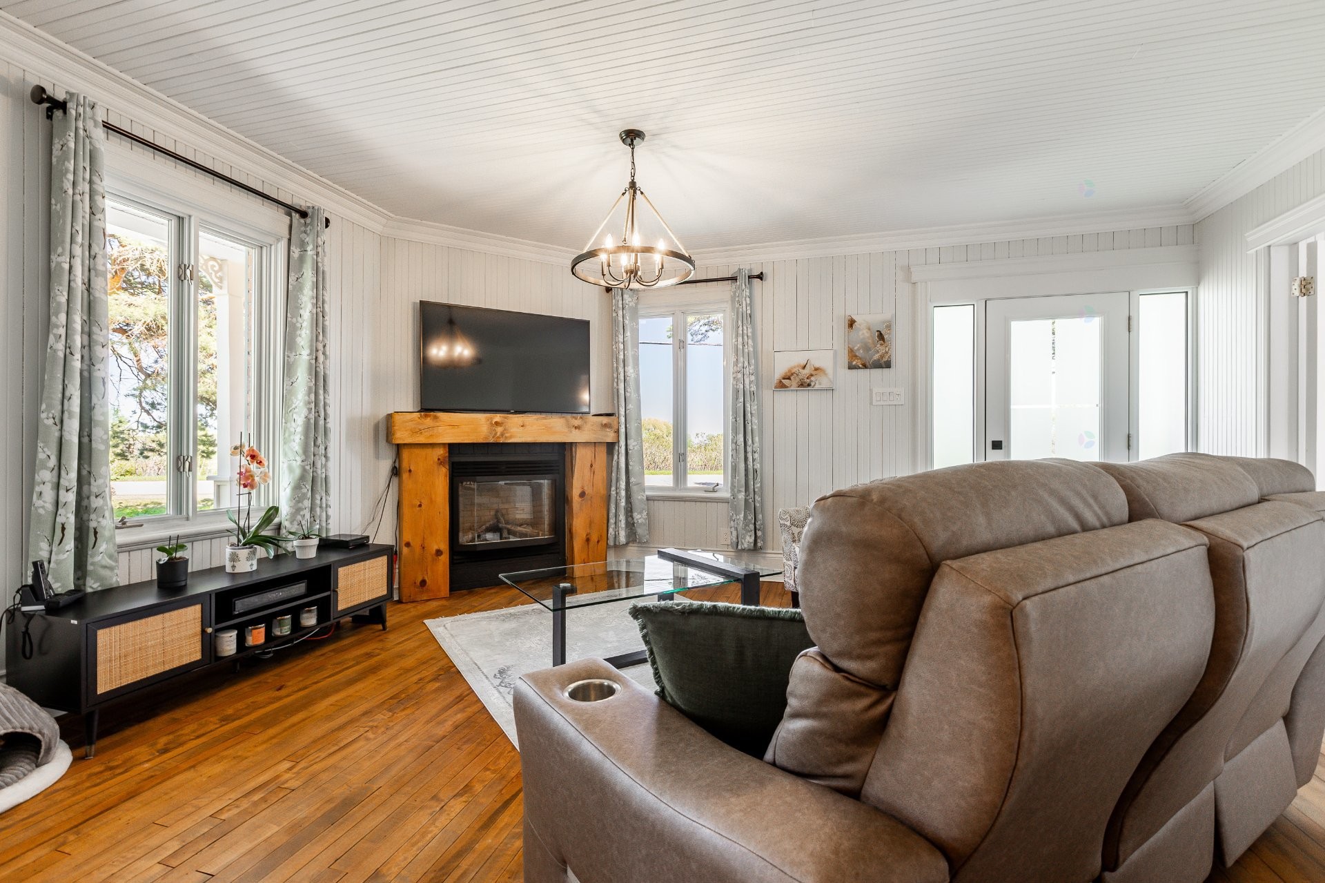 









1092


Grande-Côte

,
Sainte-Geneviève-de-Berthier,




QC
J0K1A0

