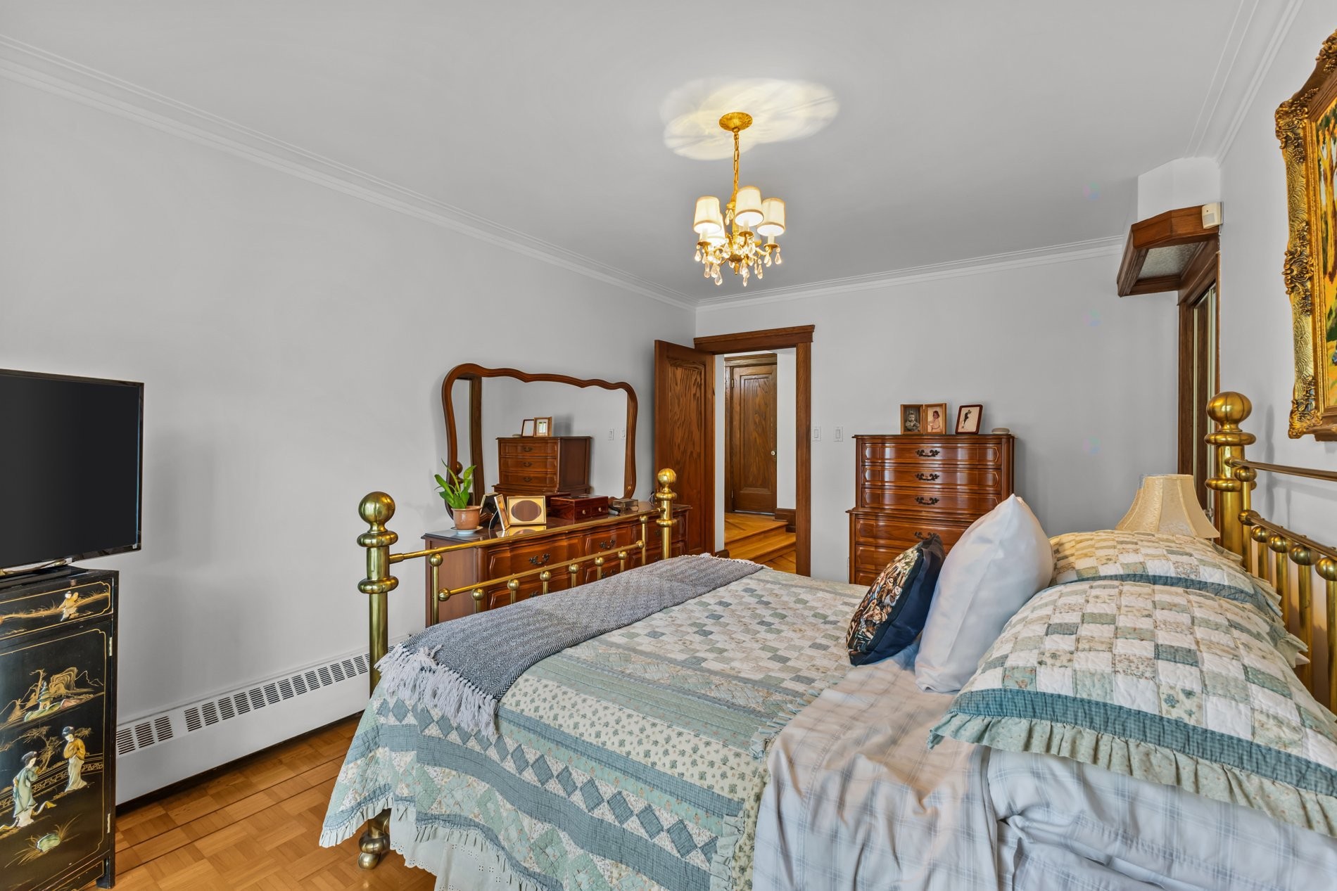 









2130


Av. Marcil

,
Montréal (Côte-des-Neiges/Notre-Dame-de-Grâce),




QC
H4A2Z1

