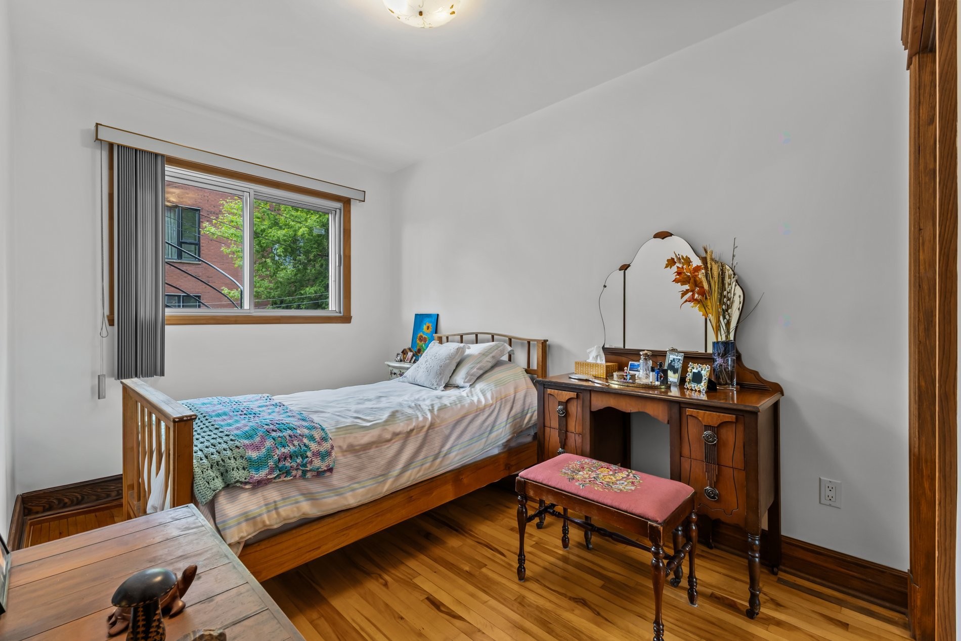 









2130


Av. Marcil

,
Montréal (Côte-des-Neiges/Notre-Dame-de-Grâce),




QC
H4A2Z1

