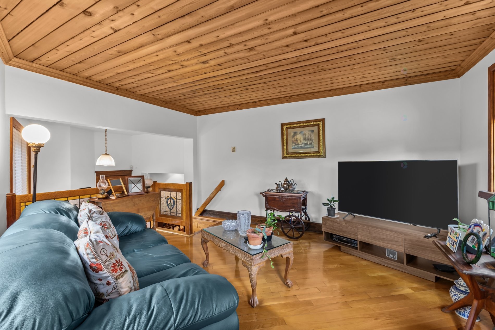 









2130


Av. Marcil

,
Montréal (Côte-des-Neiges/Notre-Dame-de-Grâce),




QC
H4A2Z1

