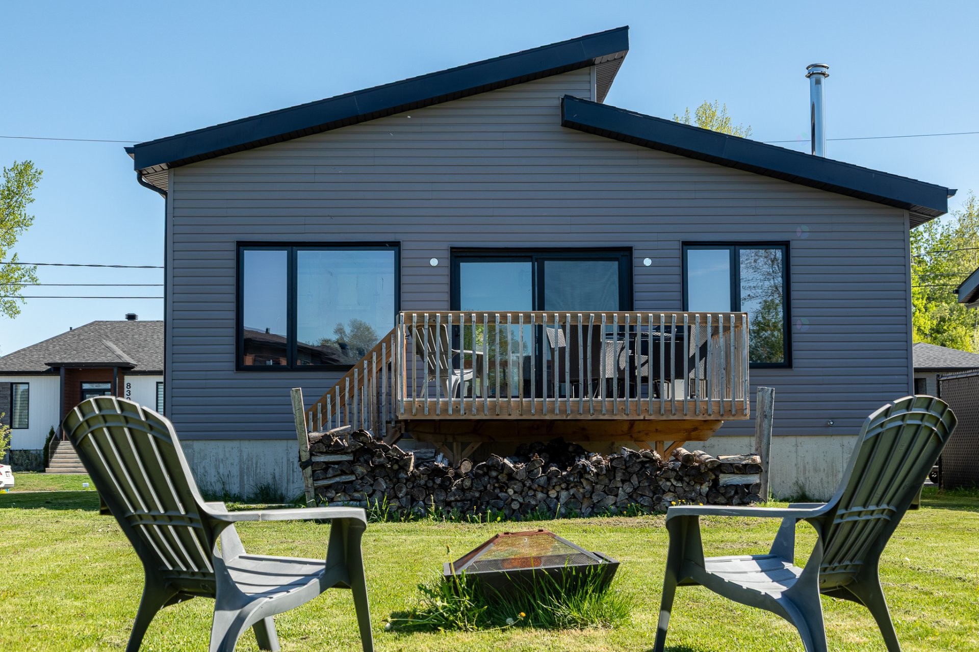 









8385


Rue Damase-St-Arnaud

,
Bécancour,




QC
G9H0Y7

