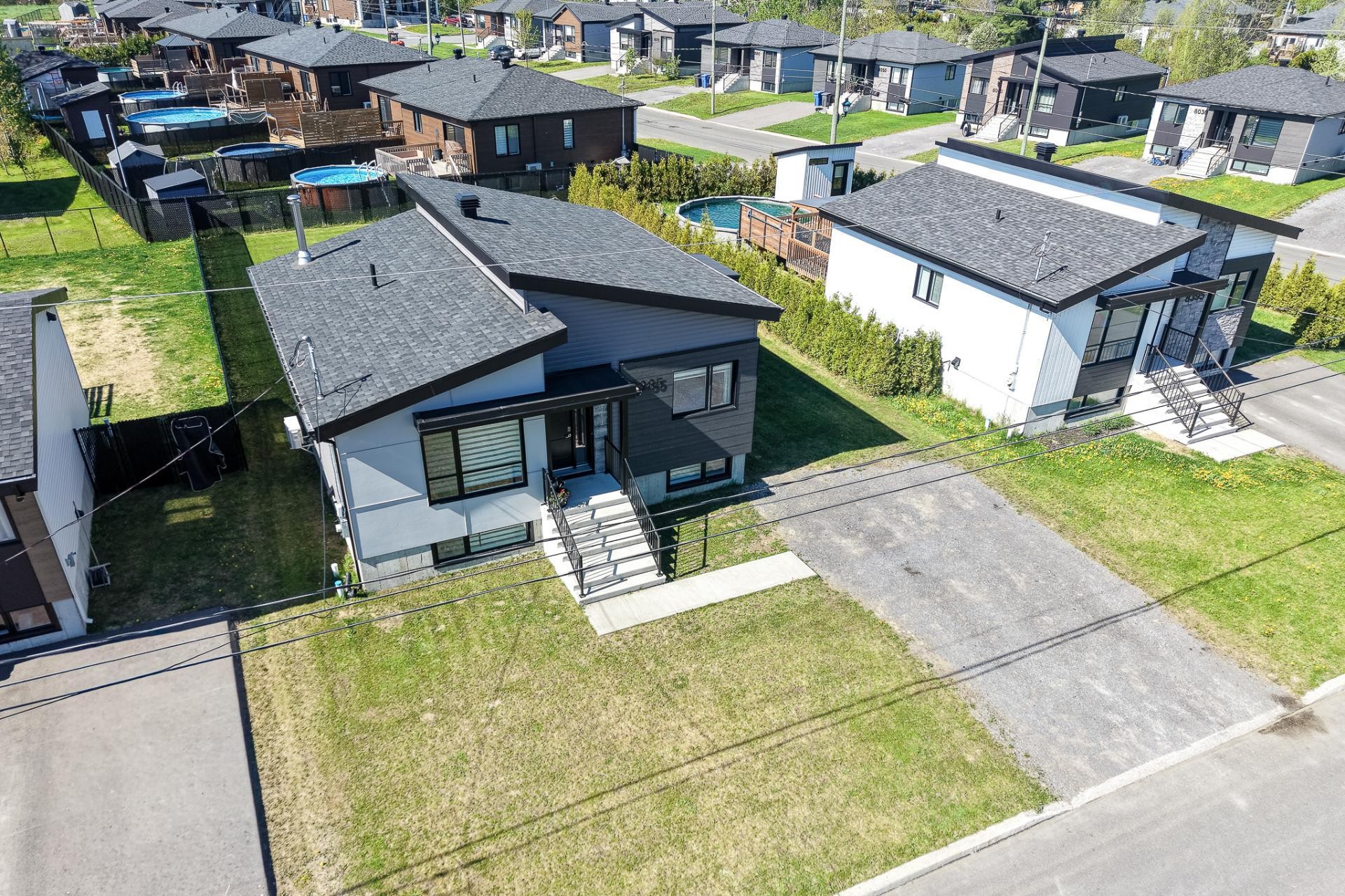 









8385


Rue Damase-St-Arnaud

,
Bécancour,




QC
G9H0Y7


