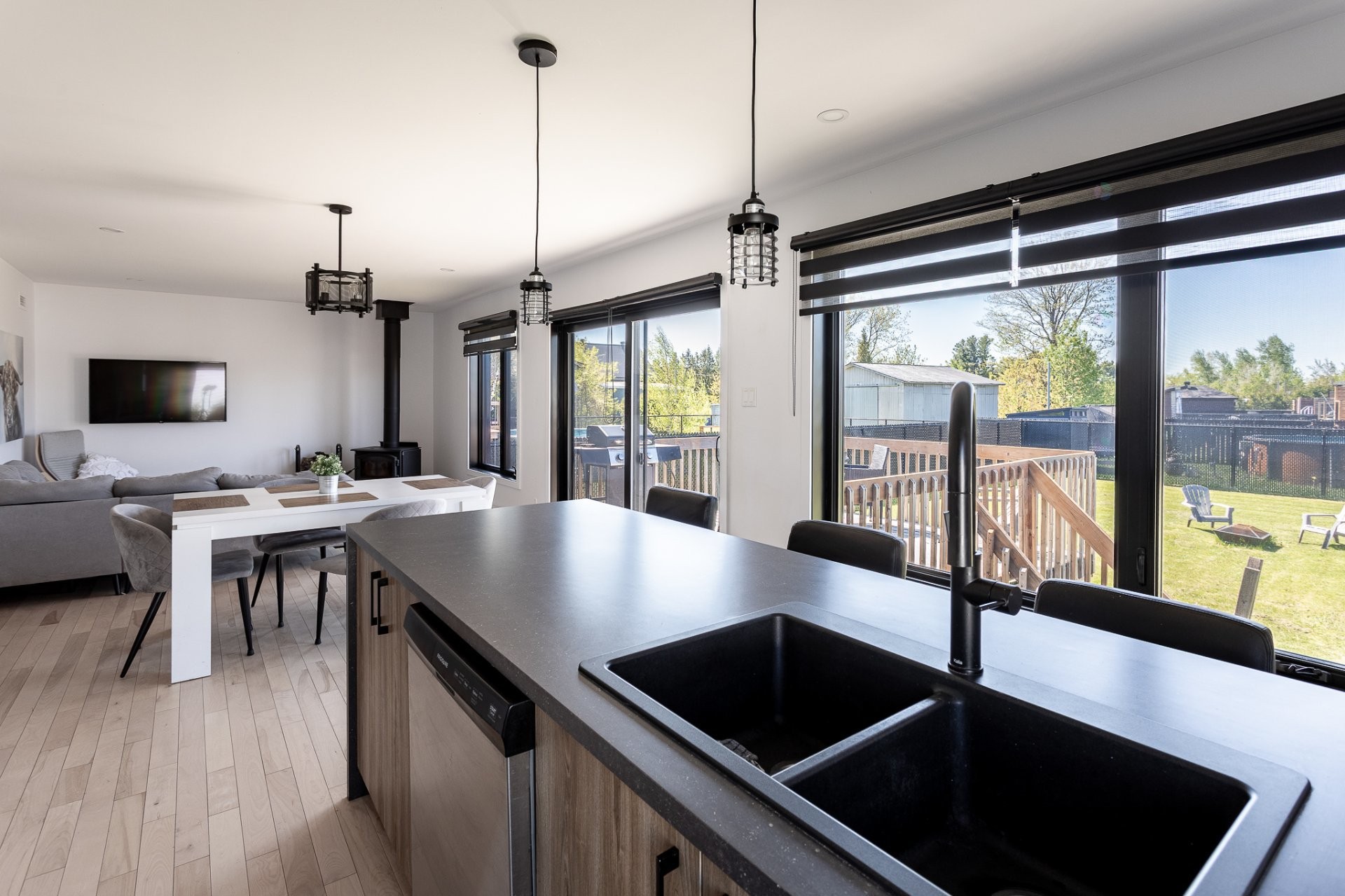 









8385


Rue Damase-St-Arnaud

,
Bécancour,




QC
G9H0Y7


