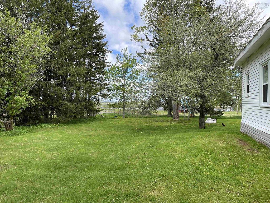 












165 Ryland Avenue

,
Bible Hill,




NS
B2N 2V5

