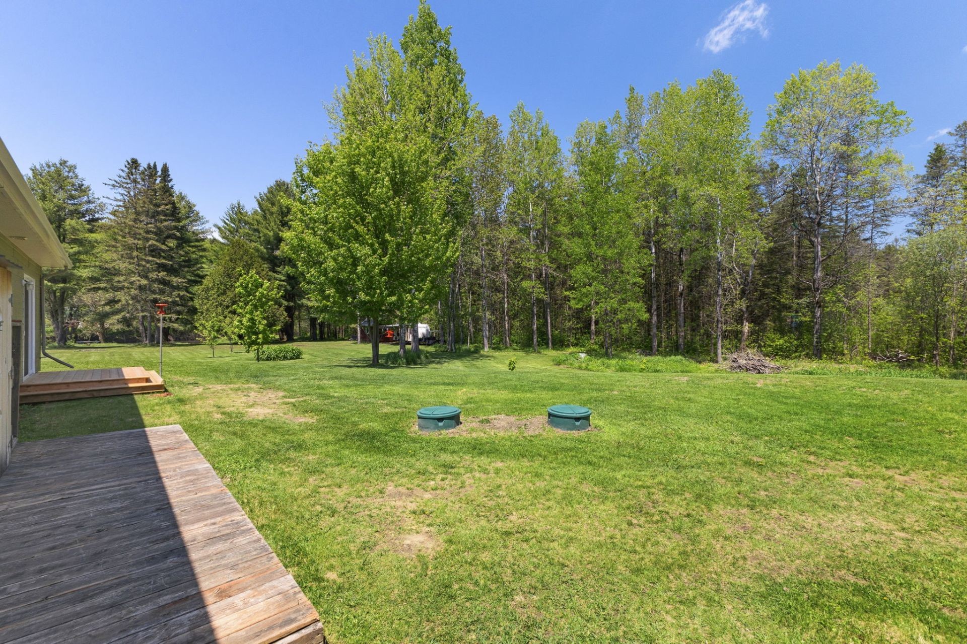 









2030


Ch. de la Rouge

,
Papineauville,




QC
J0V1R0

