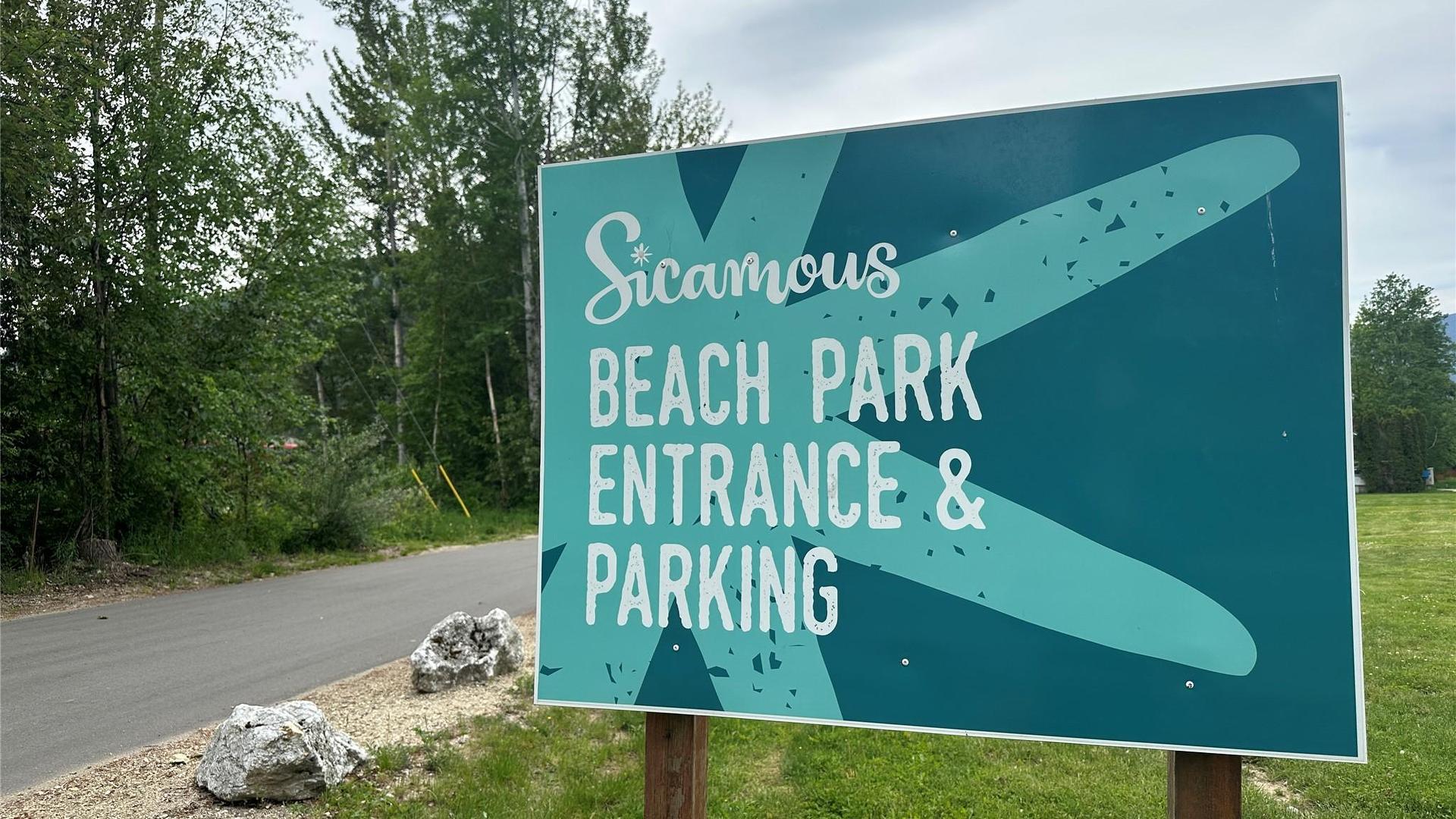 









1383


Silver Sands

Road, 7,
Sicamous,




BC
V0E 2V4

