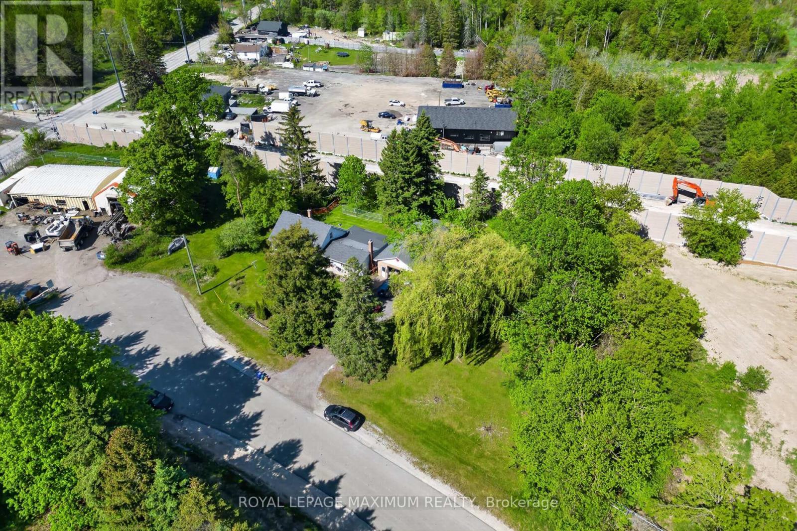 












80 MCDONALD STREET

,
Vaughan,




Ontario
L6A2A9

