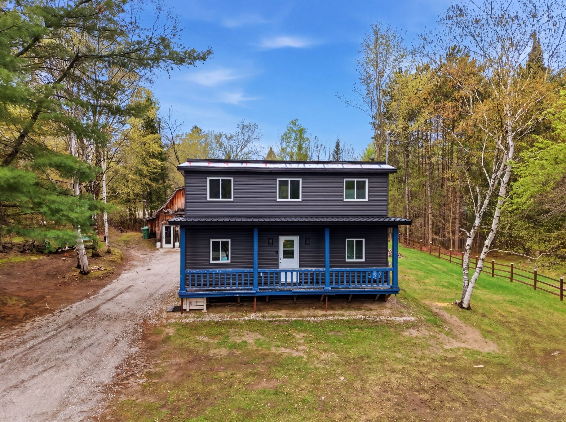 









69


Ch. de Blue Sea

,
Gracefield,




QC
J0X1W0

