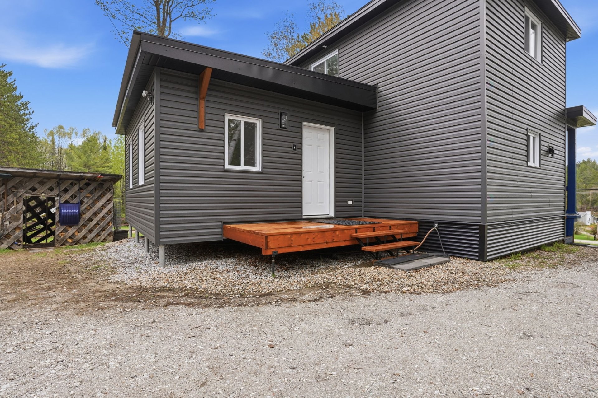 









69


Ch. de Blue Sea

,
Gracefield,




QC
J0X1W0

