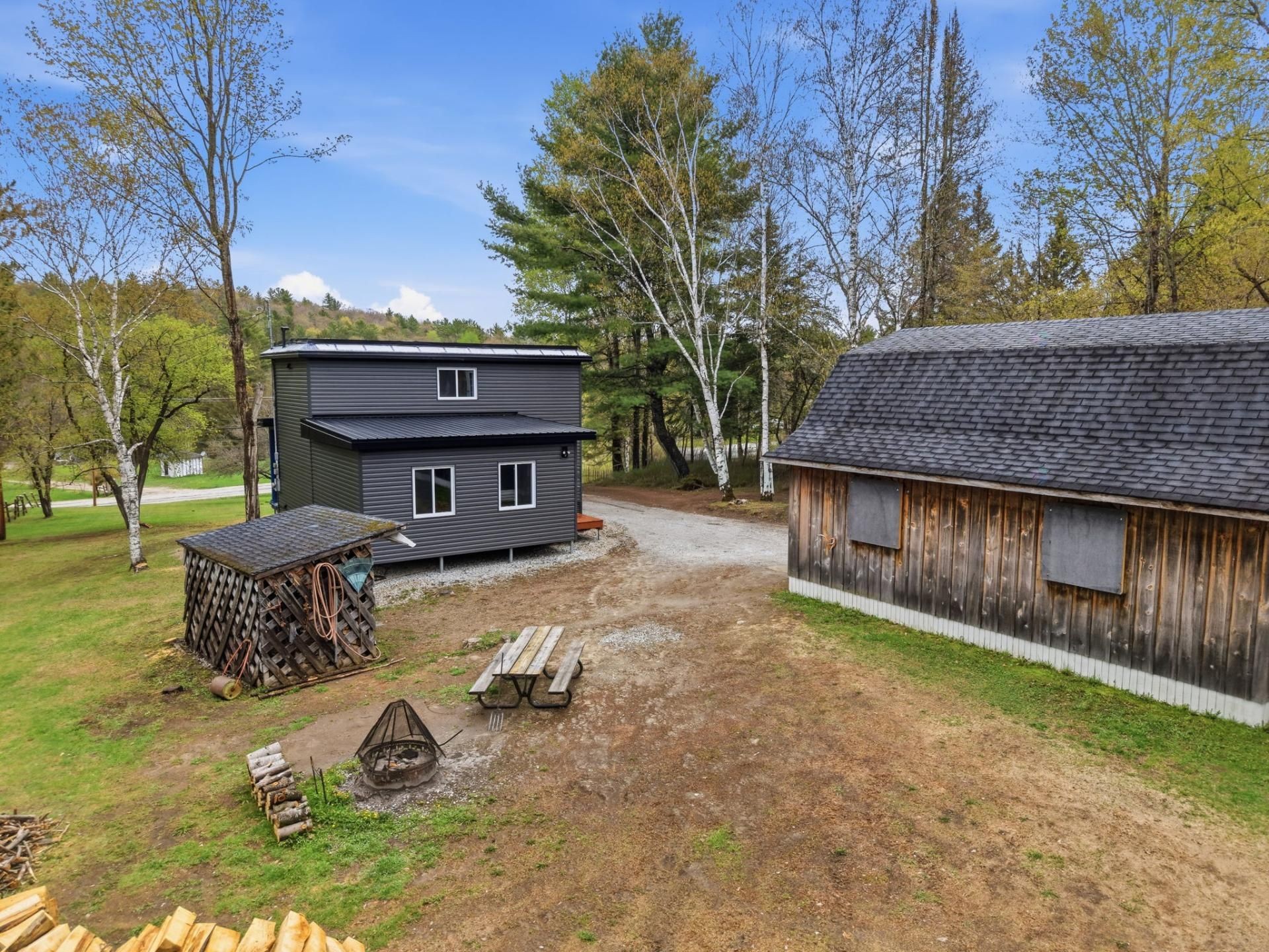 









69


Ch. de Blue Sea

,
Gracefield,




QC
J0X1W0

