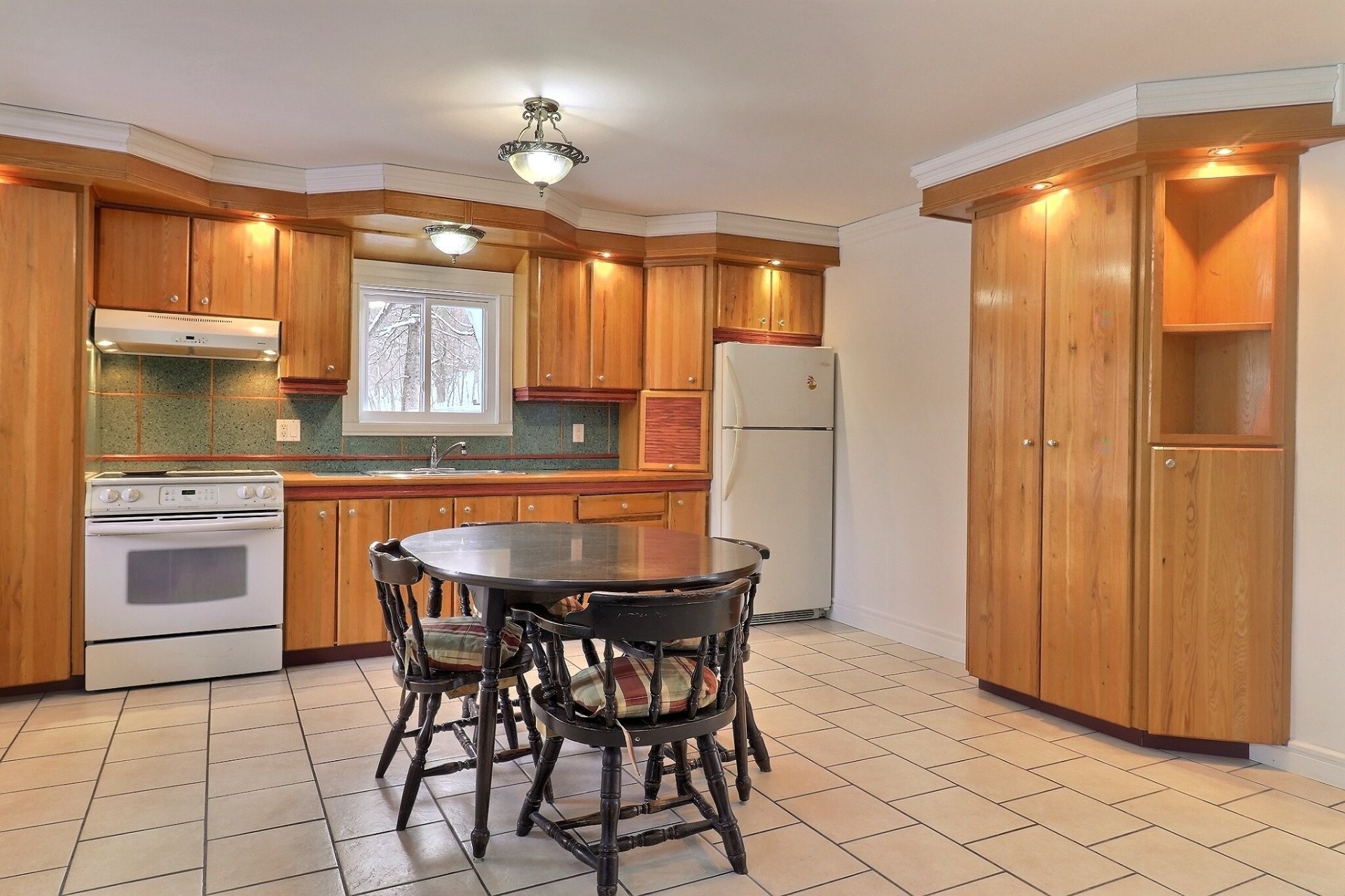









69


Ch. de Blue Sea

,
Gracefield,




QC
J0X1W0

