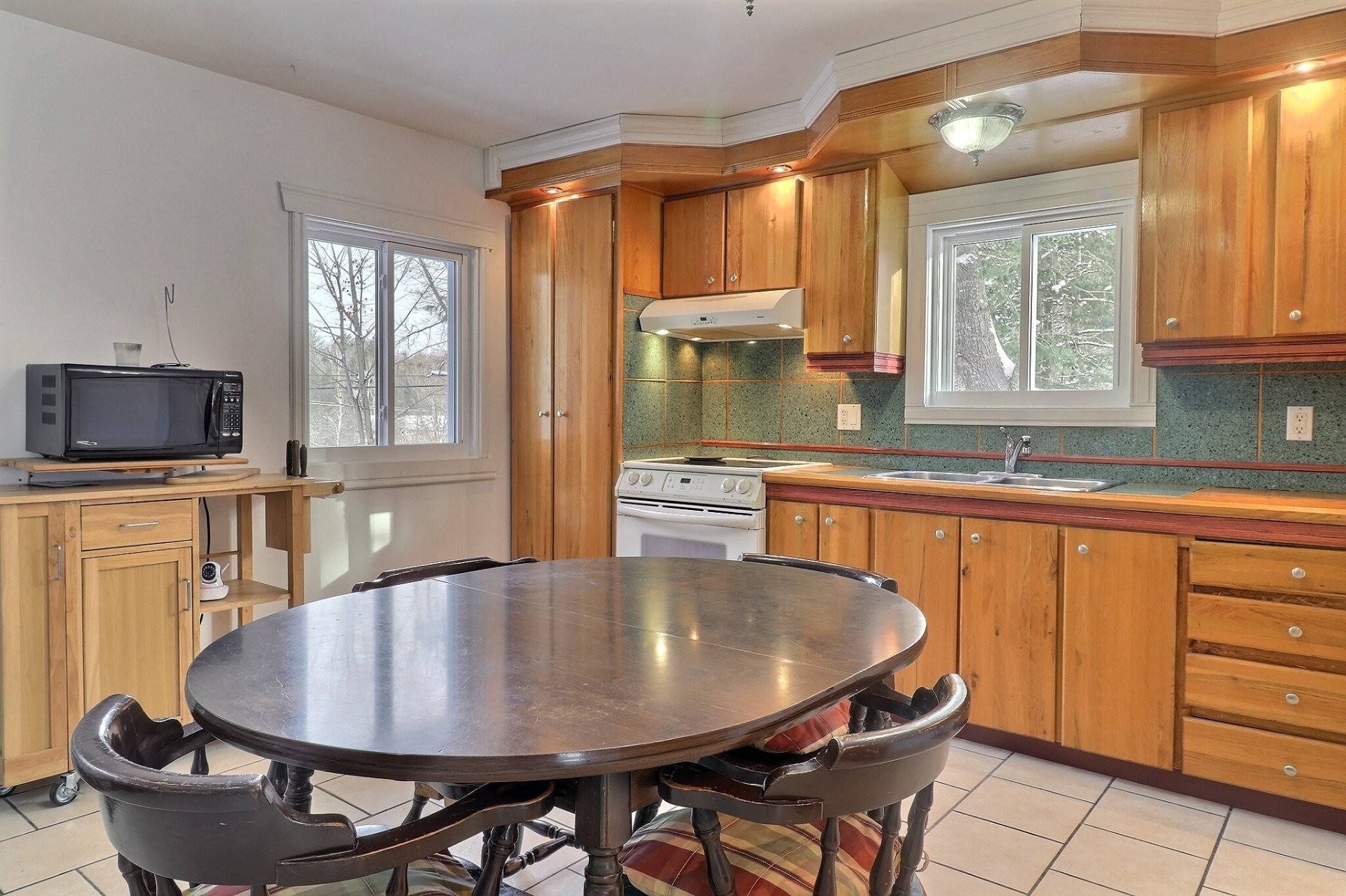 









69


Ch. de Blue Sea

,
Gracefield,




QC
J0X1W0

