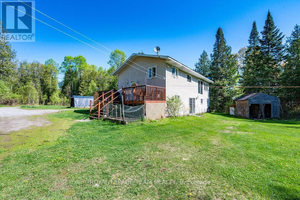












41 HARRISON TRAIL

,
Greater Madawaska,




Ontario
K0J2R0

