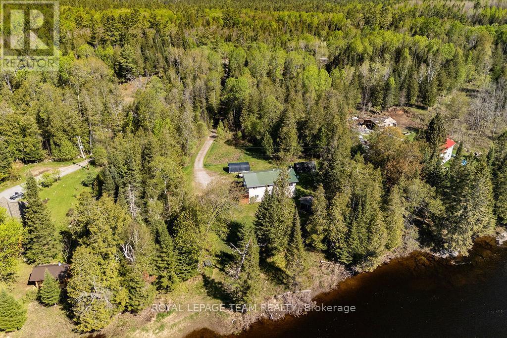












41 HARRISON TRAIL

,
Greater Madawaska,




Ontario
K0J2R0

