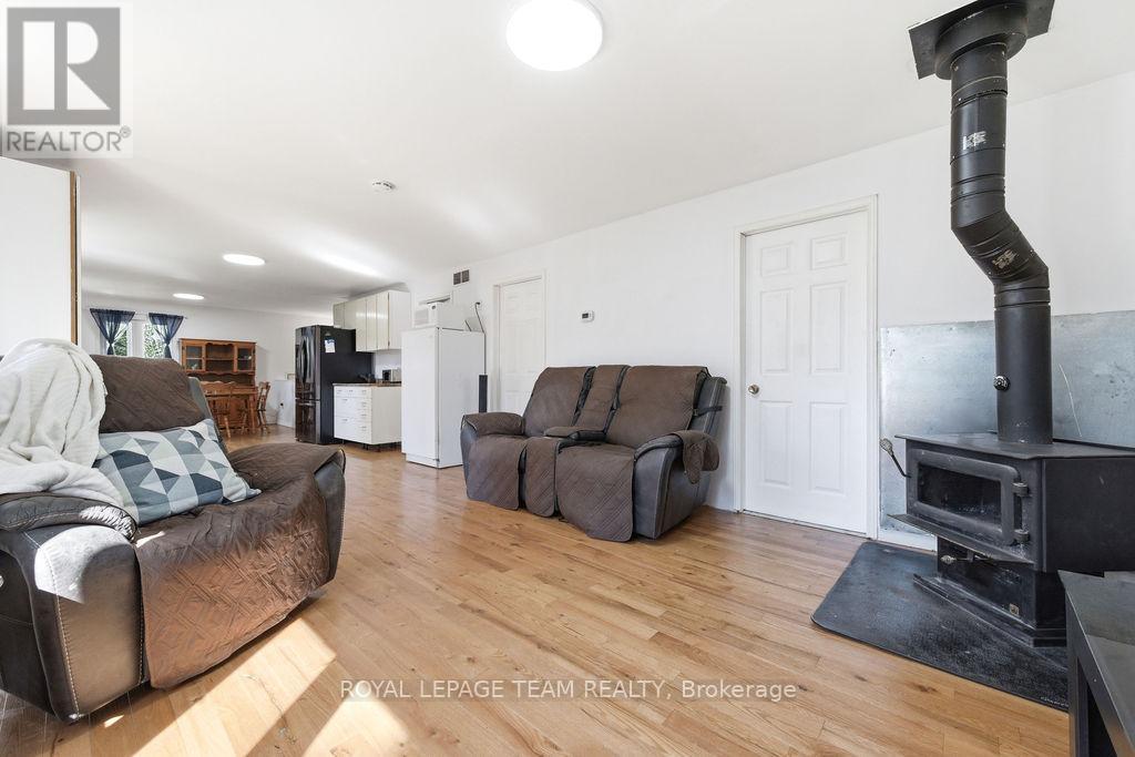 












41 HARRISON TRAIL

,
Greater Madawaska,




Ontario
K0J2R0

