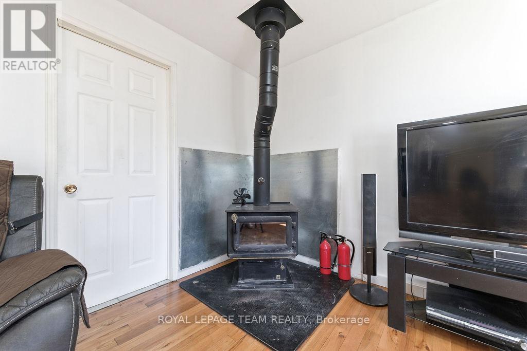 












41 HARRISON TRAIL

,
Greater Madawaska,




Ontario
K0J2R0

