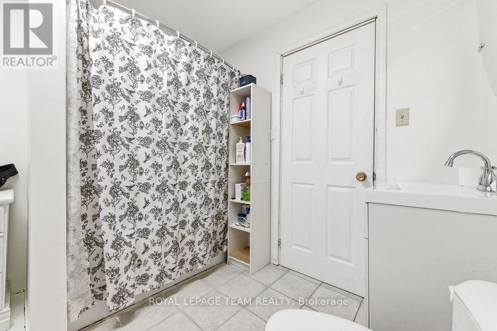 












41 HARRISON TRAIL

,
Greater Madawaska,




Ontario
K0J2R0

