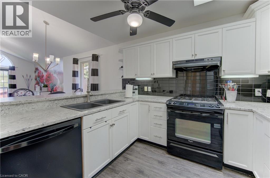 












442 SANDBANKS Crescent

,
Waterloo,




Ontario
N2V2J1

