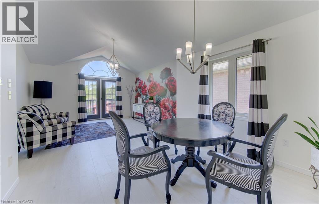 












442 SANDBANKS Crescent

,
Waterloo,




Ontario
N2V2J1

