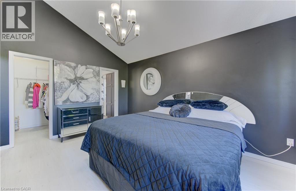 












442 SANDBANKS Crescent

,
Waterloo,




Ontario
N2V2J1


