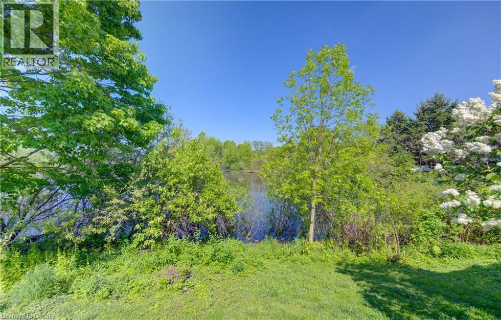 












442 SANDBANKS Crescent

,
Waterloo,




Ontario
N2V2J1

