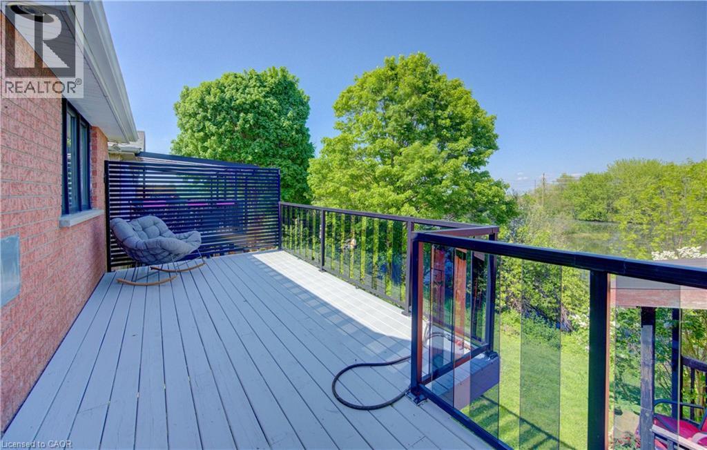 












442 SANDBANKS Crescent

,
Waterloo,




Ontario
N2V2J1

