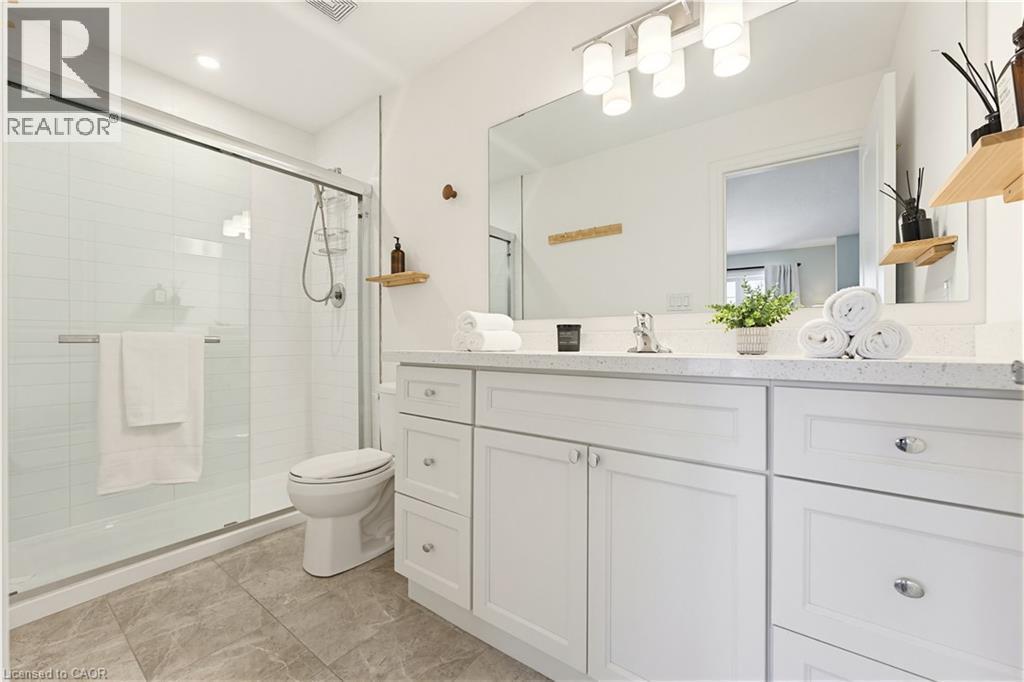 












65 TURNER Avenue

,
Kitchener,




Ontario
N2B2C8

