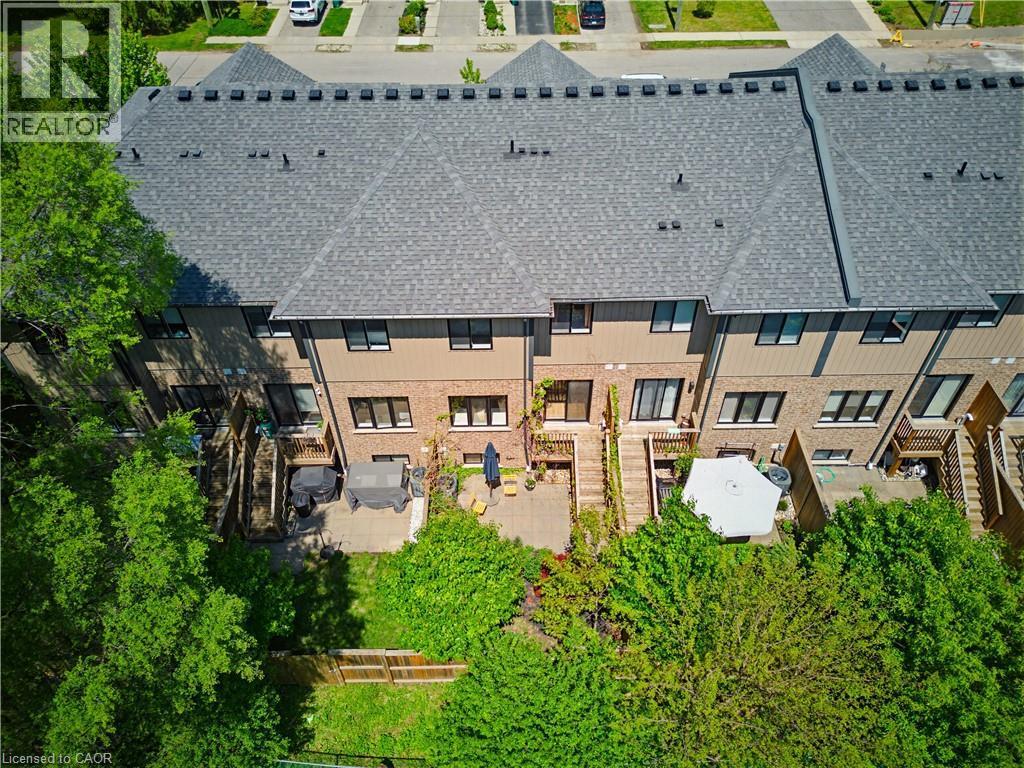 












65 TURNER Avenue

,
Kitchener,




Ontario
N2B2C8

