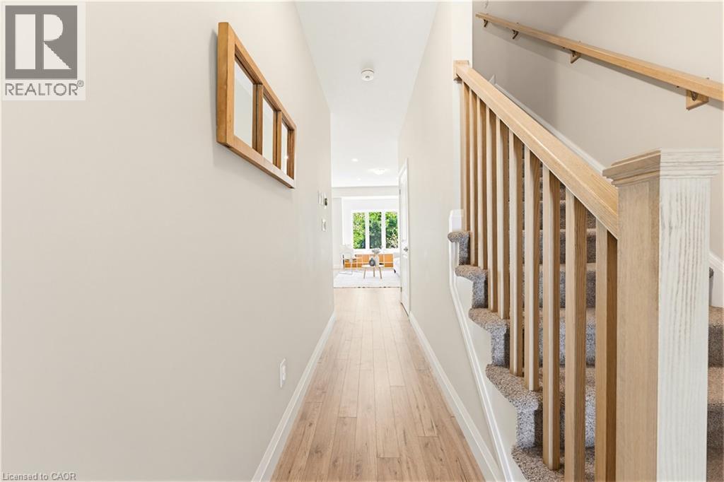 












65 TURNER Avenue

,
Kitchener,




Ontario
N2B2C8

