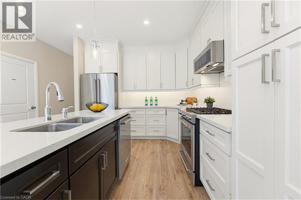 












65 TURNER Avenue

,
Kitchener,




Ontario
N2B2C8

