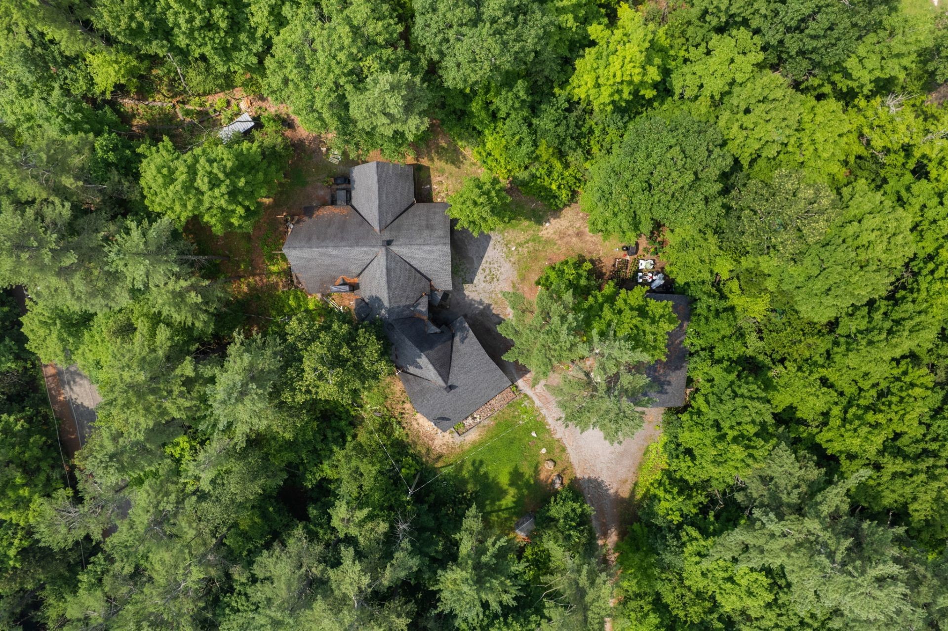 









30


Ch. de la Lyrique

,
Val-des-Monts,




QC
J8N4B3

