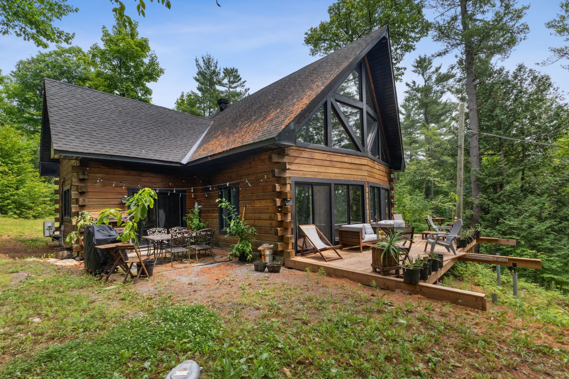 









30


Ch. de la Lyrique

,
Val-des-Monts,




QC
J8N4B3

